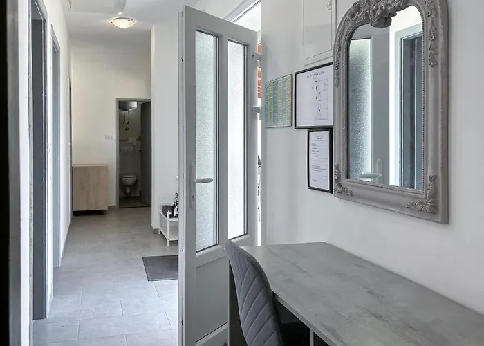3 Bedroom Gorgeous In * Sukošan